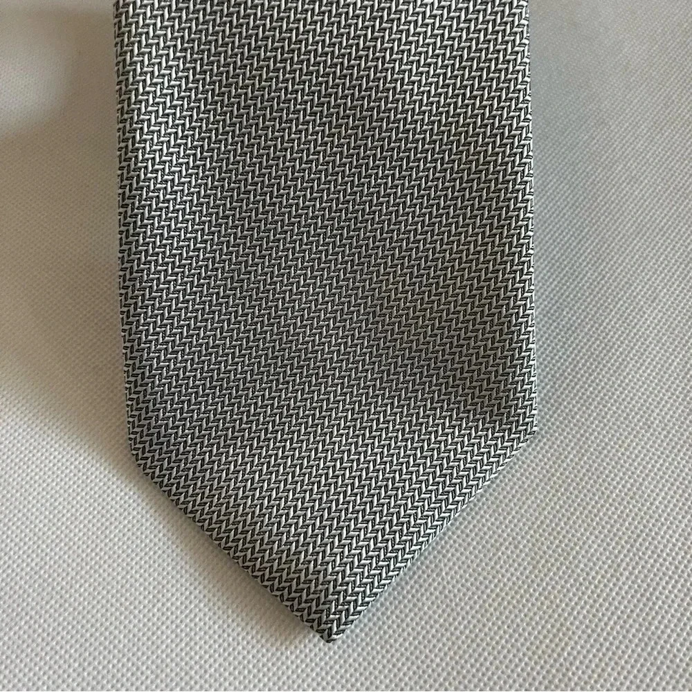 Robert Talbott Nordstrom Tie Hand Sewn Silk/Rayon Gray Textured Geometric Print